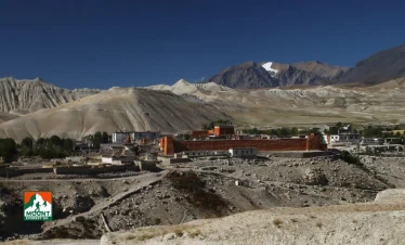 Upper Mustang Trek Nepal lo Mangthang