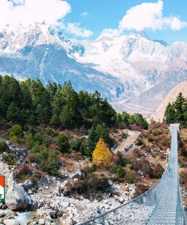 Manaslu circuit trek with tsum Valley