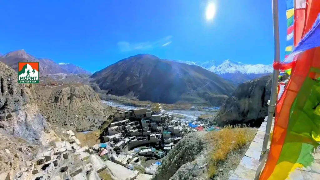 Manaslu circuit trek with tsum Valley