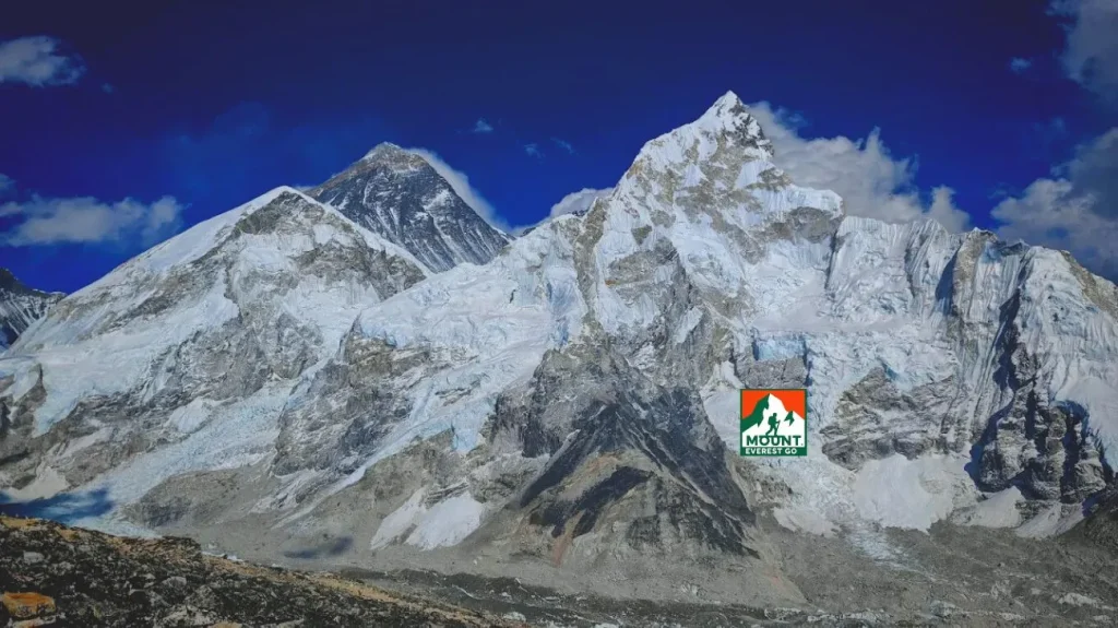 珠穆朗玛峰三关徒步旅行的珠穆朗玛峰景观