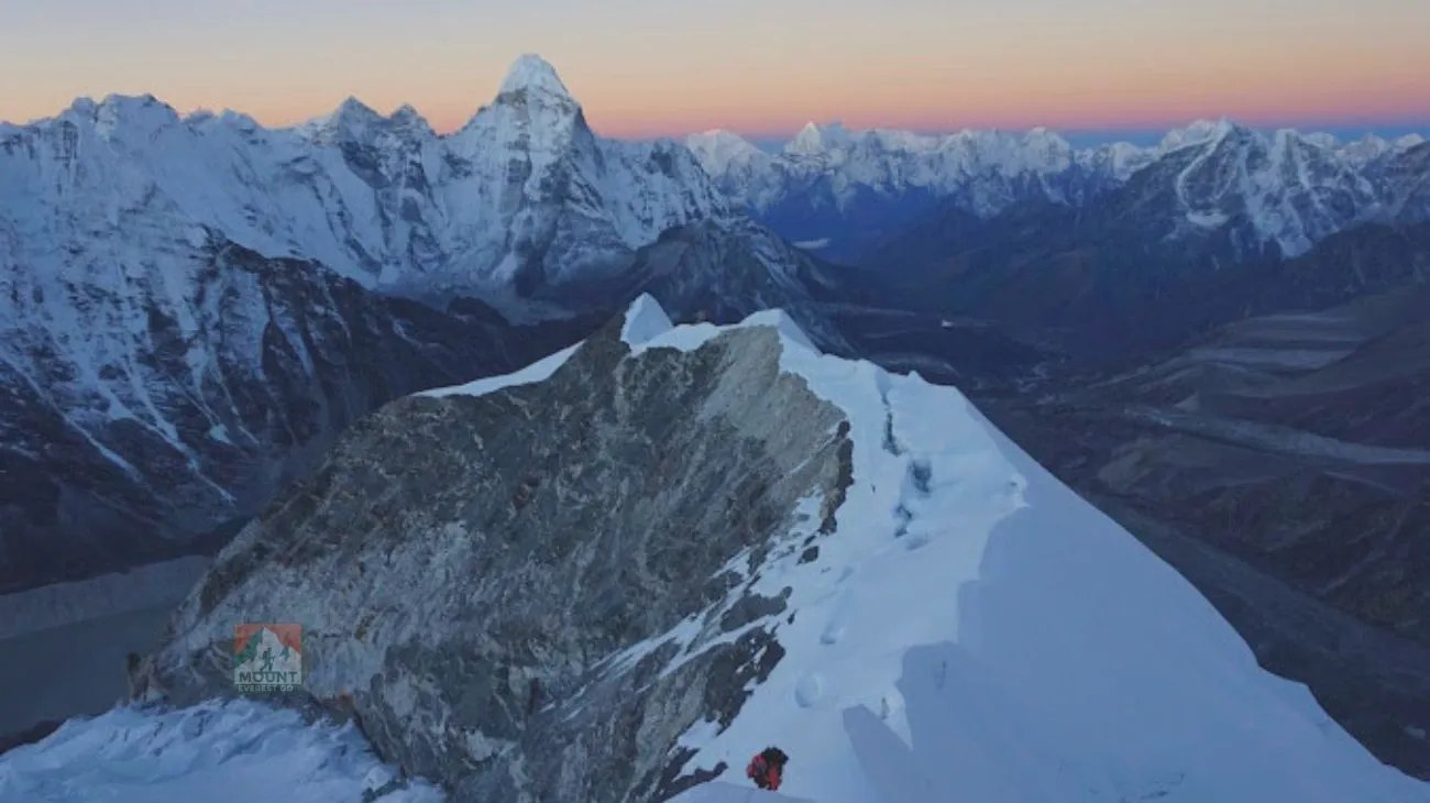 Lobuche East Peak Climbing
