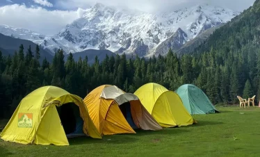 塞帕尔希马尔大本营徒步旅行