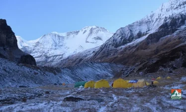 塞帕尔希马尔大本营徒步旅行
