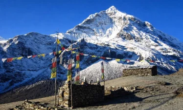 Sherpani Col with Makalu Base Camp